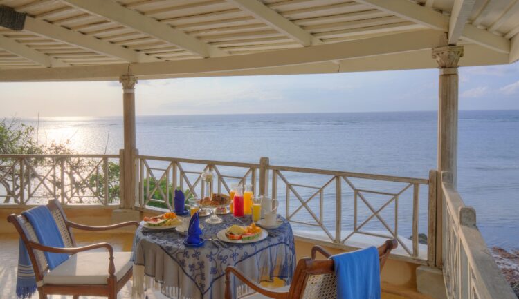 Cliff Villa Luxus Ferienvilla Kenia Am Strand Mieten Frühstück