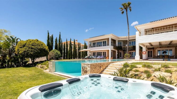 Clifftop Retreat Luxus Ferienhaus Algarve Portugal Mieten Jacuzzi