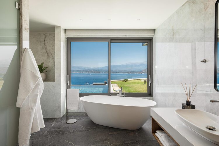 Coastal Retreat Luxus Ferienhaus Kreta Am Meer Mieten Badewanne
