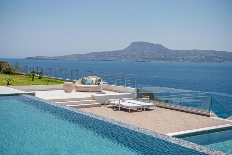 Coastal Retreat Luxus Ferienhaus Kreta Am Meer Mieten Daybed