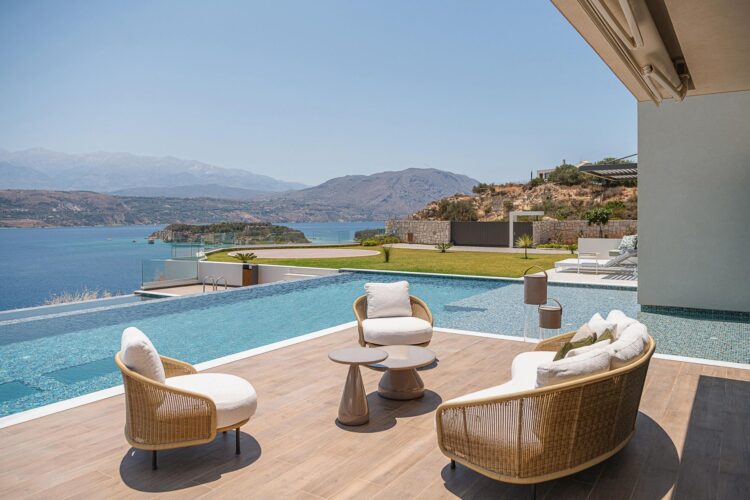 Coastal Retreat Luxus Ferienhaus Kreta Am Meer Mieten Lounge Area