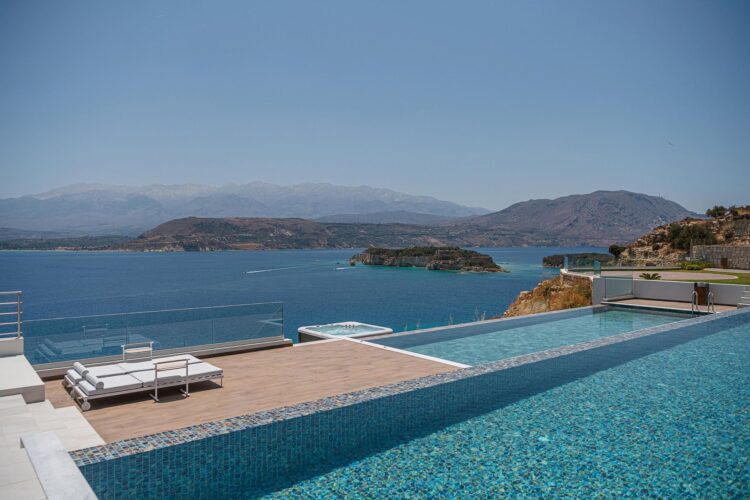 Coastal Retreat Luxus Ferienhaus Kreta Am Meer Mieten Poolanalage
