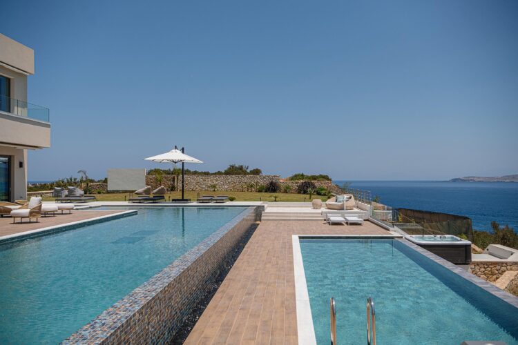 Coastal Retreat Luxus Ferienhaus Kreta Am Meer Mieten Poolbereich
