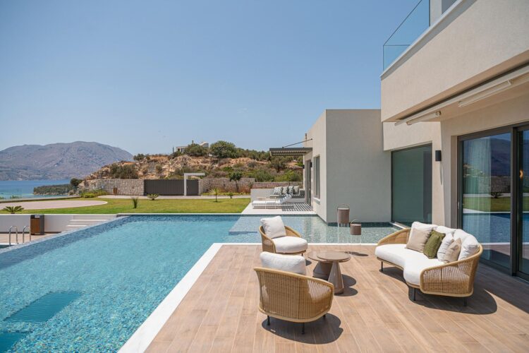 Coastal Retreat Luxus Ferienhaus Kreta Am Meer Mieten Pooldeck