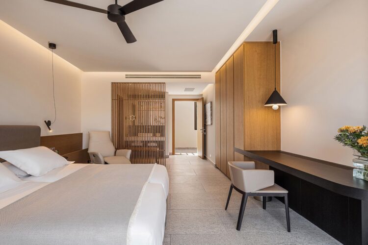 Coastal Retreat Luxus Ferienhaus Kreta Am Meer Mieten Schreibtisch