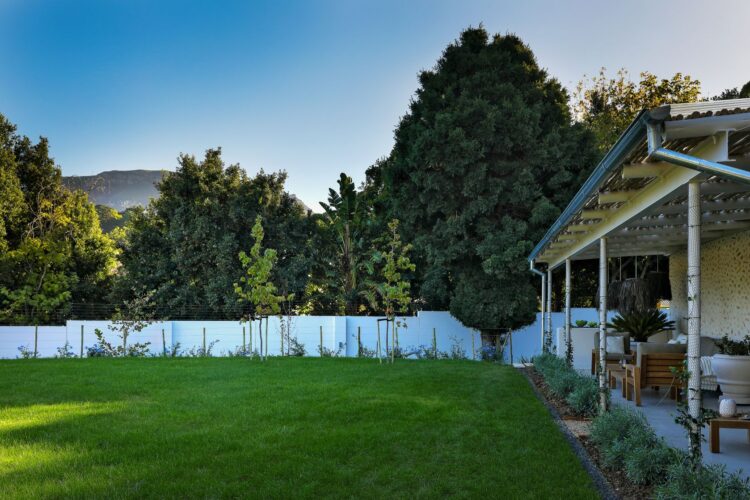 Constantia Hill Villa Luxus Ferienhaus Kapstadt Mieten Wiese