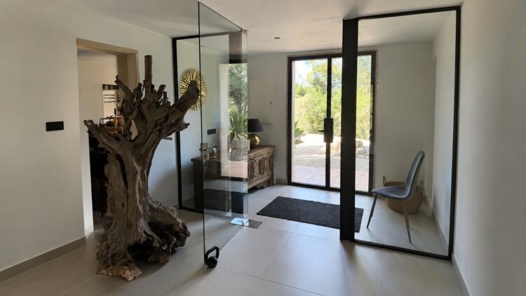 Design Finca Porto Colom Luxus Ferienhaus Mallorca Mieten Eingang