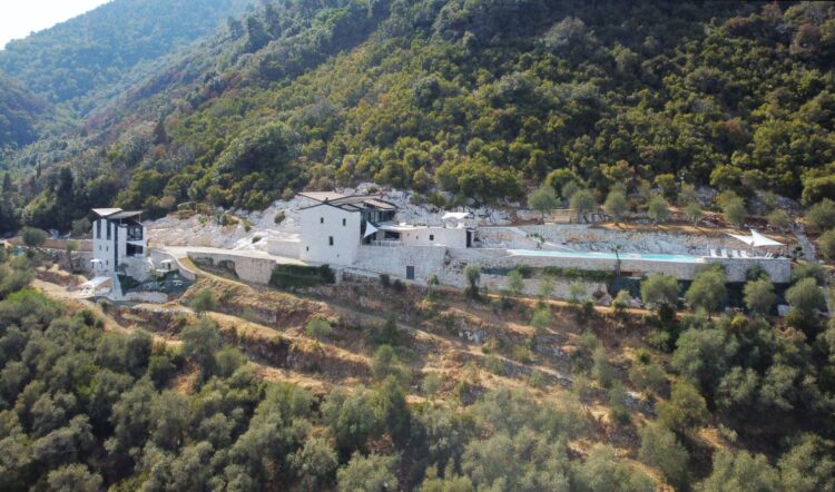 Designvilla Lucca Luxus Ferienhaus Toskana Italien Außenansicht