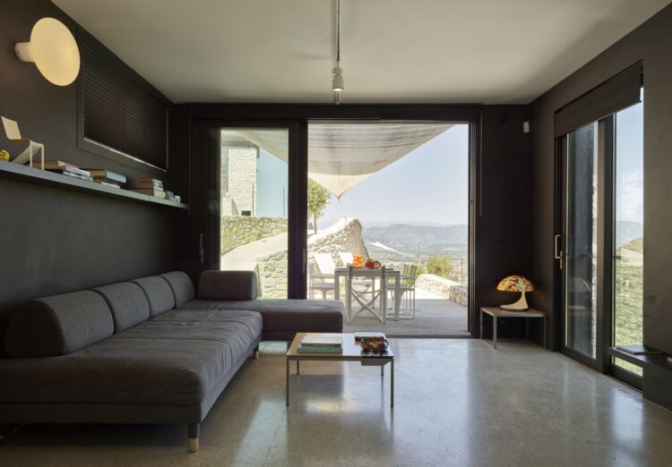 Designvilla Lucca Luxus Ferienhaus Toskana Mieten Sofa