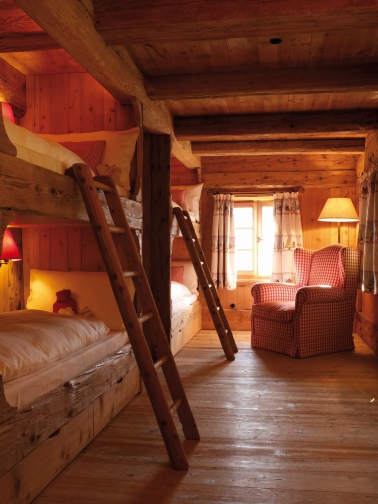 Dolomiten Ski Golf Lodge Schlafzimmer 1