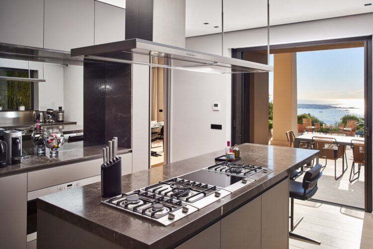 Domaine Sauvage Luxus Ferienhaus Cote D Azur Mieten Kochen