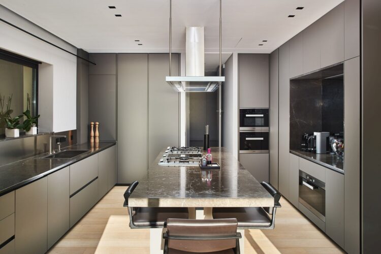 Domaine Sauvage Luxus Ferienhaus Cote D Azur Mieten Küche