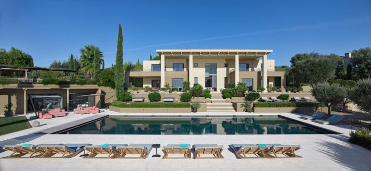 Domaine Sauvage Luxus Ferienhaus Cote D Azur Mieten Poolbereich