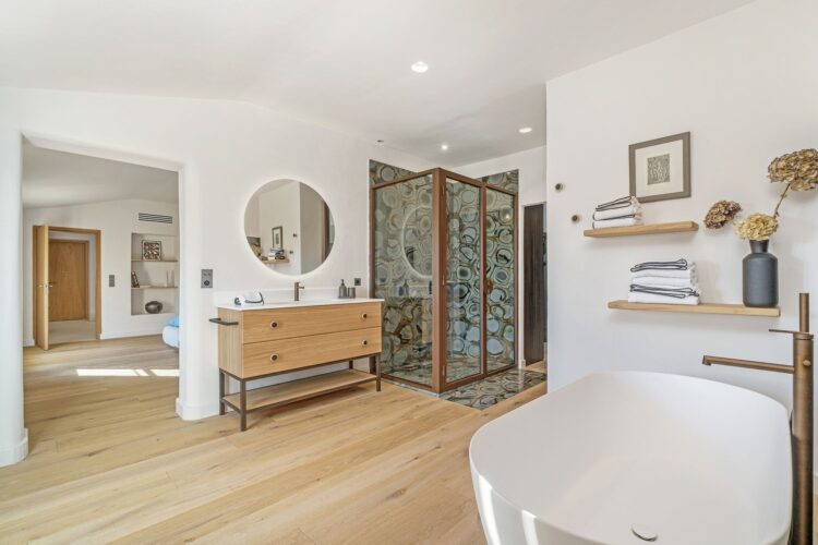 Domaine Vignobles Luxus Ferienvilla Provence Mieten Badewanne