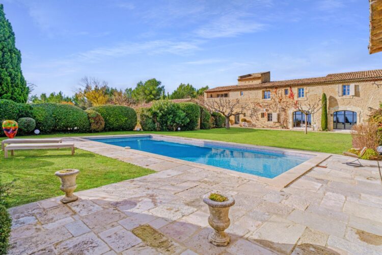 Domaine Vignobles Luxus Ferienvilla Provence Mieten Poolbereich