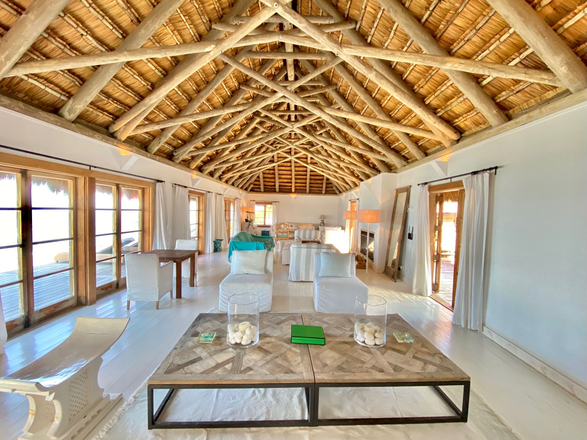 Dugongo Beachvilla Luxus Ferienhaus Mosambik Am Strand Mieten Wohnbereich