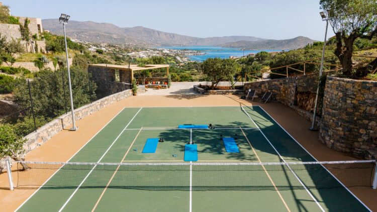 Elounda Luxus Ferienhaus Kreta Mieten Mehrzweckplatz