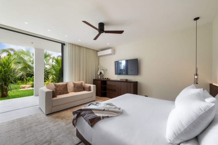 Emotion Beachfront Villa Luxus Ferienhaus Koh Samui Bett