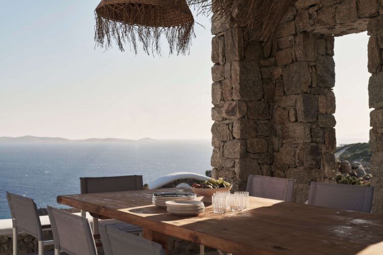 Euphoria Villa Luxus Ferienvilla Mykonos Mit Pool Mieten Tisch