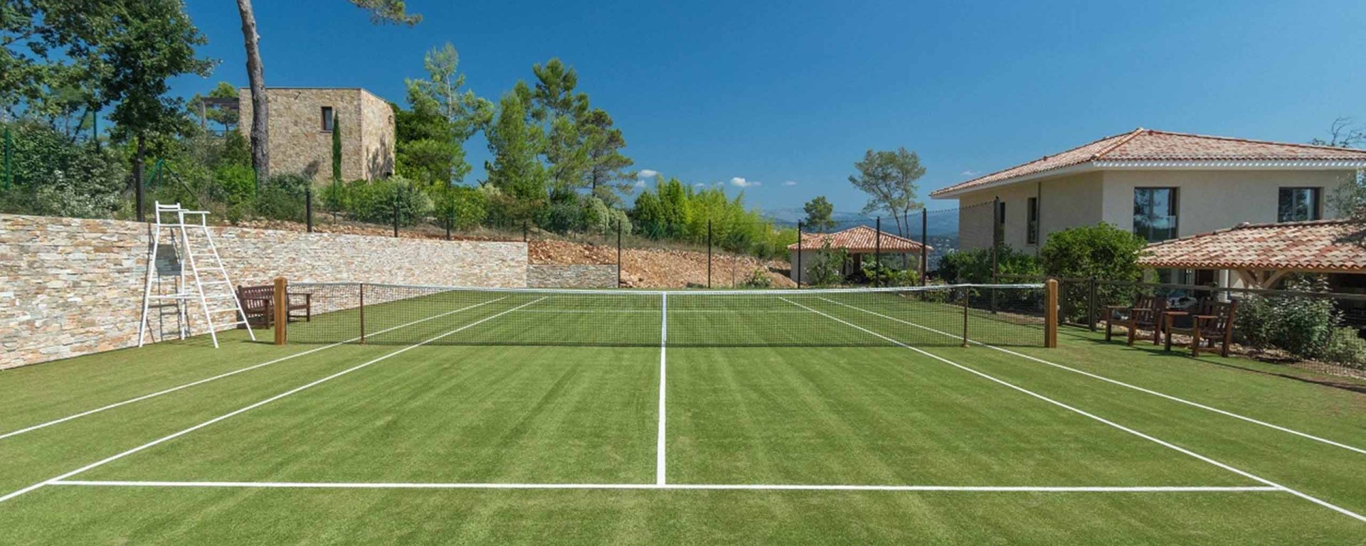 Luxus Ferienhaus Südfrankreich mit Tennisplatz mieten