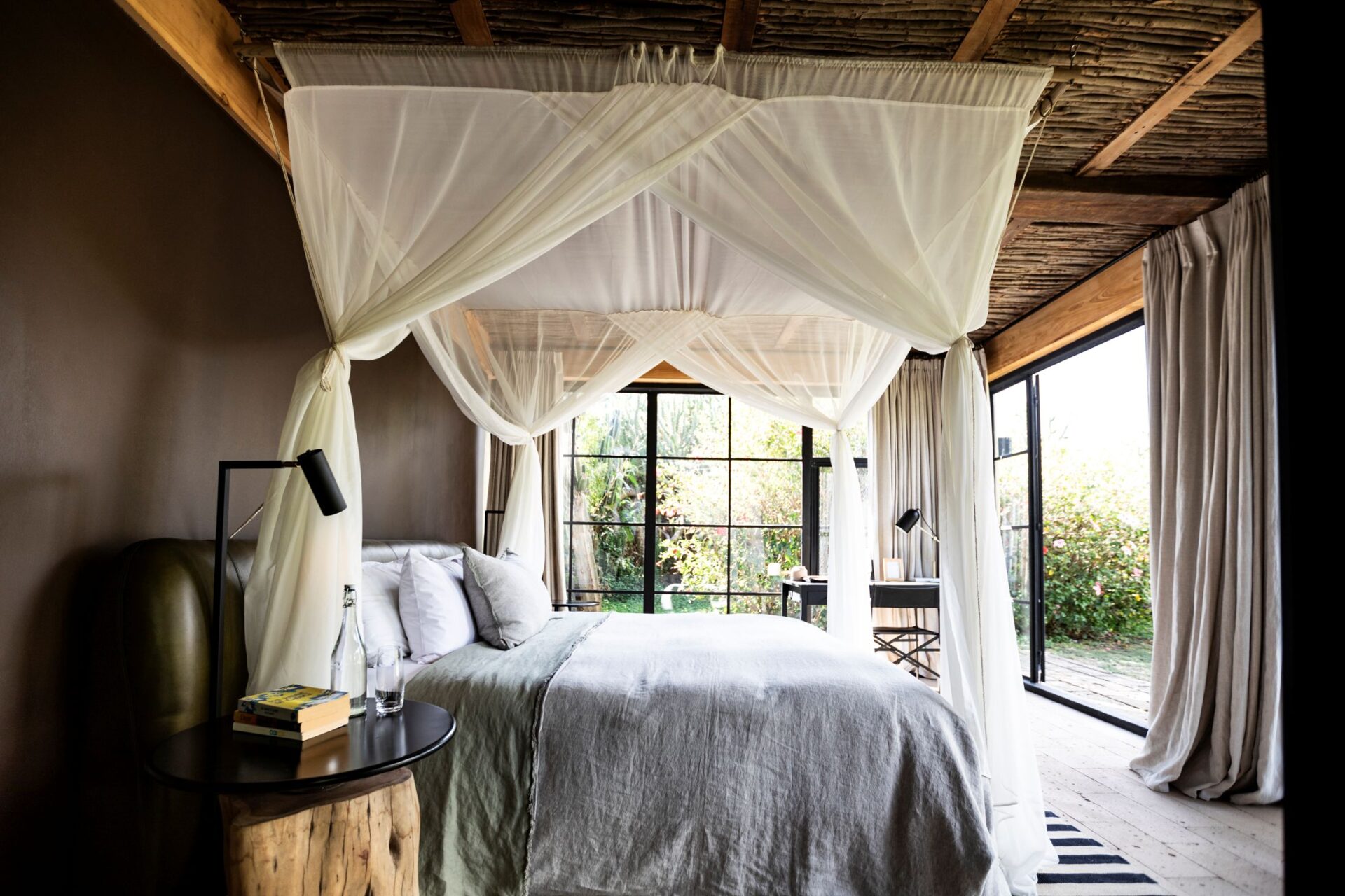 Family Garden Villa Luxus Safari Lodge Kenia Mieten Bett