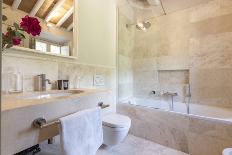 Farmhouse On The Hill Luxus Ferienhaus Toskana Mieten Badewanne