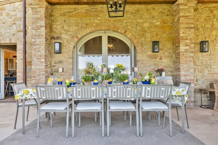 Farmhouse On The Hill Luxus Ferienvilla Toskana Mieten Alfresco Essbereich