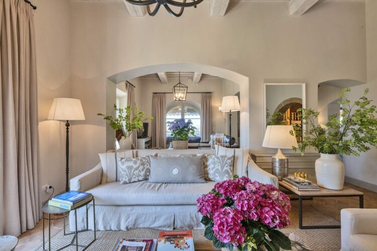 Farmhouse On The Hill Luxus Ferienvilla Toskana Mieten Sofa