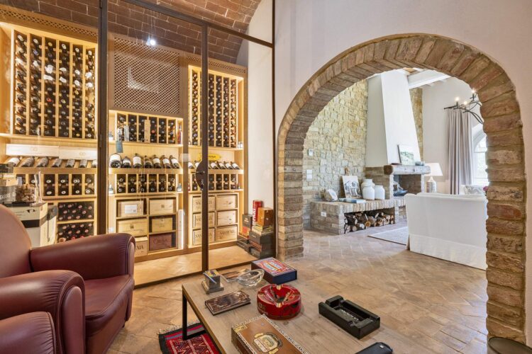 Farmhouse On The Hill Luxus Ferienvilla Toskana Mieten Weiinkeller