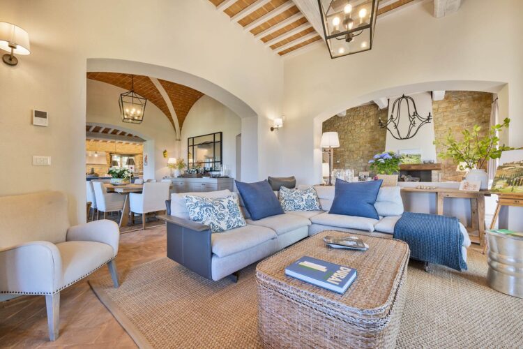 Farmhouse On The Hill Luxus Ferienvilla Toskana Mieten Wohnbereich