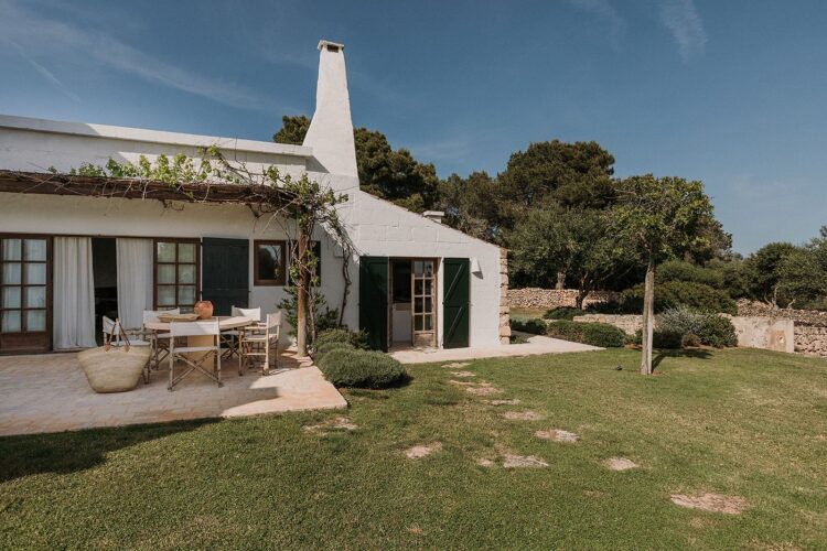 Finca Ciutadella Luxus Ferienhaus Aud Menorca Mieten Terrasse