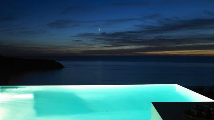 Finca Ethno Mar Traumhaftes Ferienhaus Ibiza Infinity Pool Bei Nacht