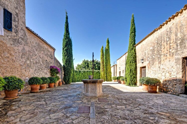 Finca La Terraza Luxus Ferienhaus Mallorca Mieten (1 (2)