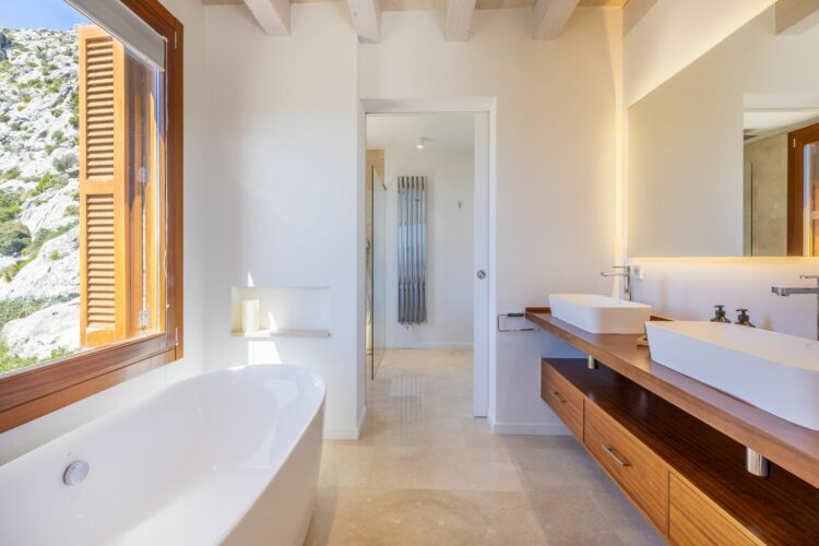 Finca Mariluz Luxus Ferienhaus Mallorca Detail Badezimmer