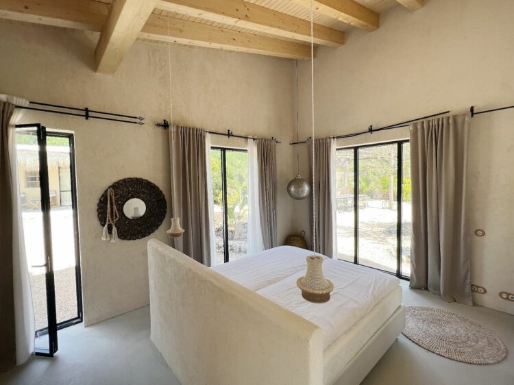 Finca Solo Verano Luxus Ferienhaus Mallorca Mieten Detailansicht Schlafzimmer