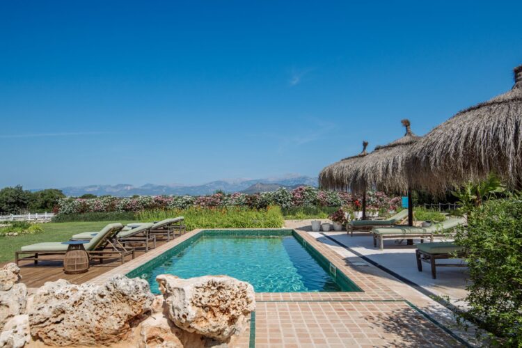 Finca Solo Verano Luxus Ferienhaus Mallorca Mit Pool Mieten Berge