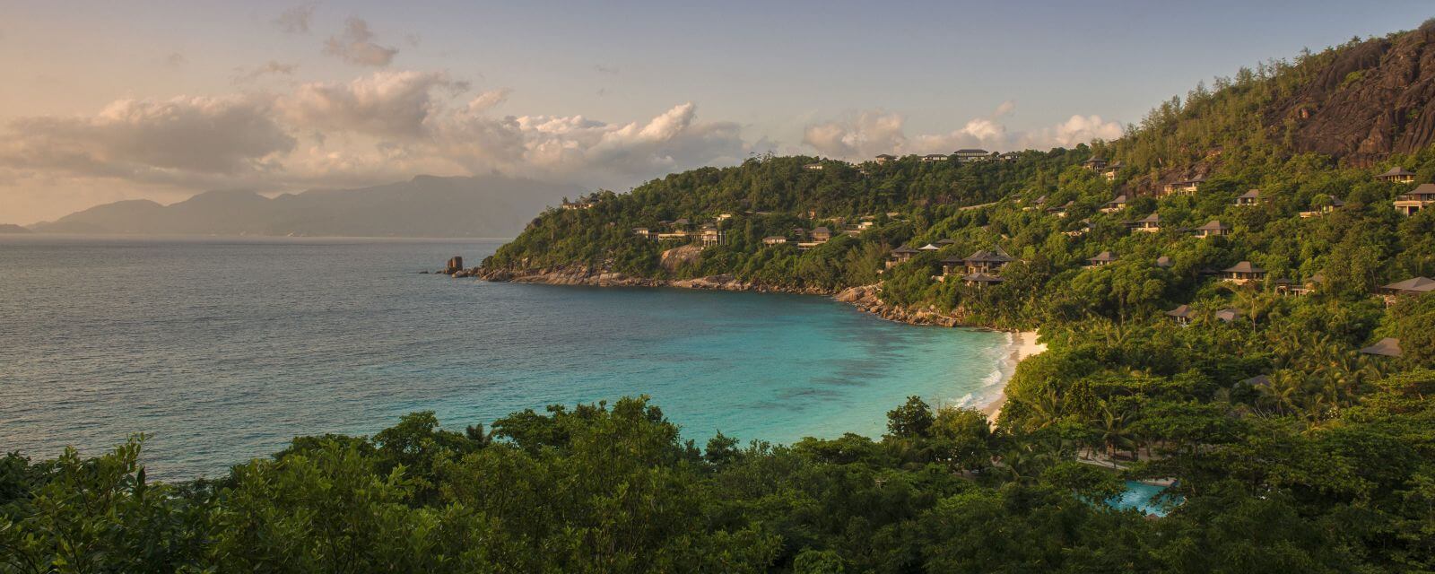 Four Seasons Resort Seychelles Slider1
