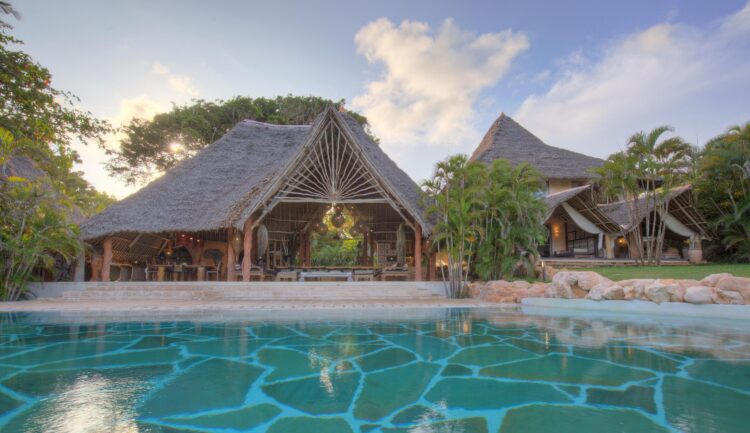 Garden Villa Luxus Ferienhaus Kenia Diani Beach Mieten Außenansicht
