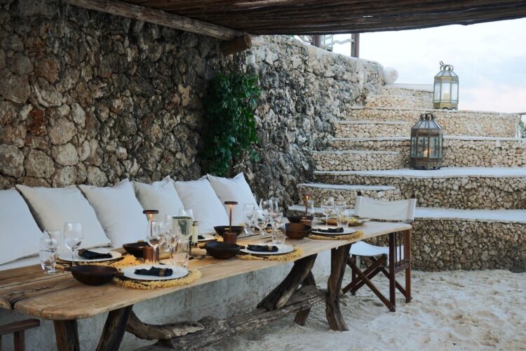 Garden Villa Luxus Ferienhaus Kenia Diani Beach Mieten Dining