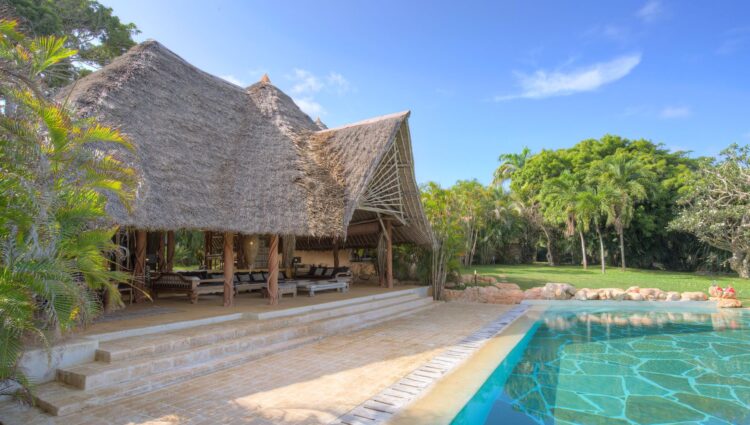 Garden Villa Luxus Ferienhaus Kenia Diani Beach Mieten Lounge Area