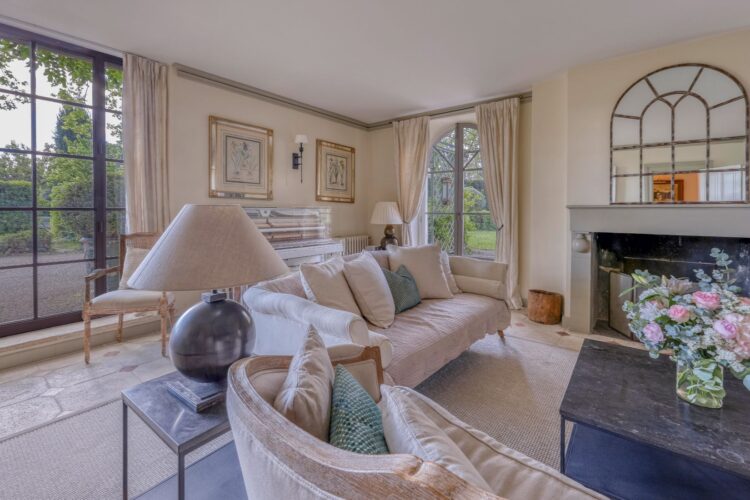 Garden With House Luxus Ferienvilla Provence Mieten Couch