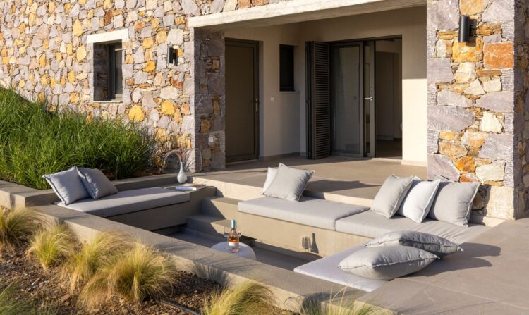 Good Life Villa Luxus Ferienhaus Skiathos Griechenland Mieten Lounge Area