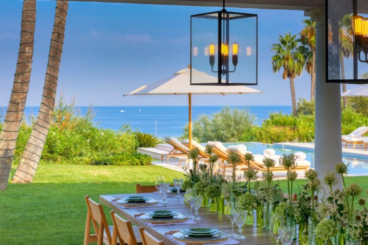 Heavenly Pampelonne Retreat Luxuriöses Ferienhaus Cote D Azur St Tropez Alfresco Essbereich