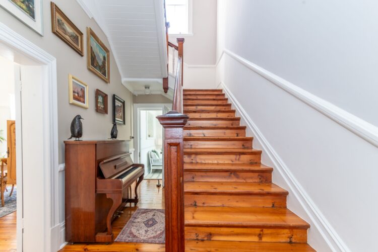 Heritage Home Luxus Ferienhaus Bei Kapstadt Mieten Treppe