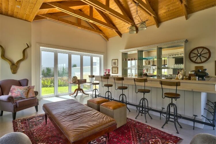 Hermanus Homestead Luxus Ferienvilla Bei Kapstadt Mieten Bar