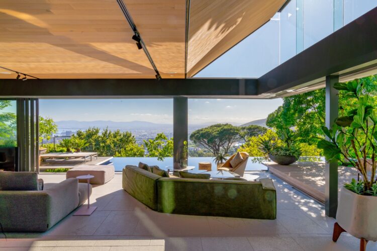 Higgovale Villa Luxus Ferienvilla Kapstadt Mit Pool Mieten Sofa