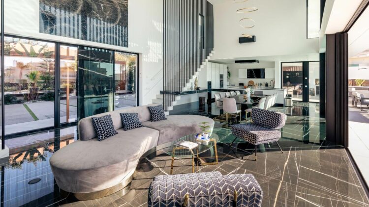 Hollywood Mansion Algarve Luxus Ferienvilla Portugal Offener Wohnbereich