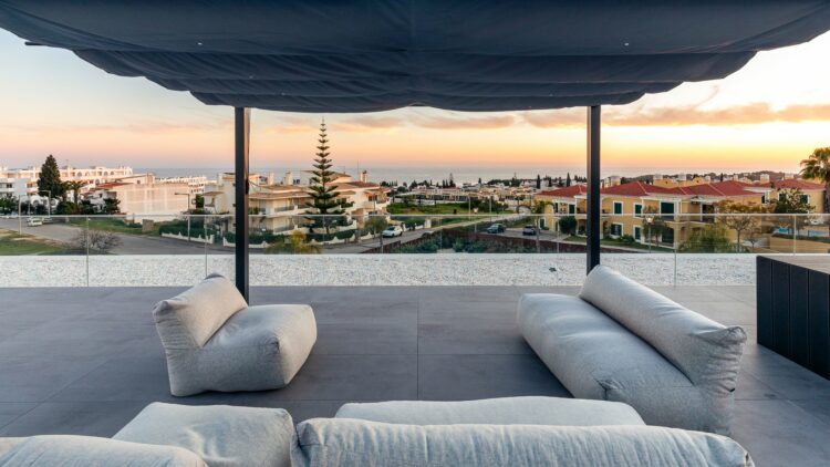 Hollywood Mansion Algarve Traumhaftes Ferienhaus Portugal Dach Lounge