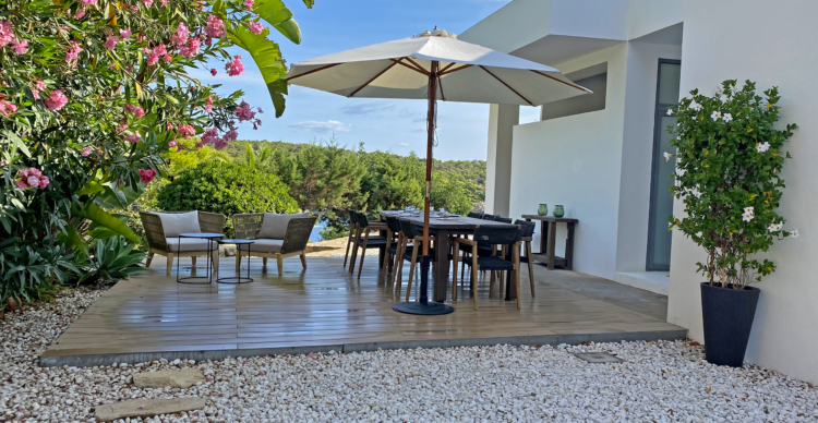 Ibiza Luxusvilla Mieten Beach House Cala Llenya