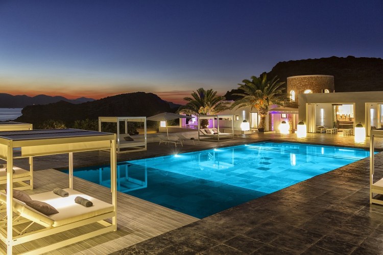 Ibiza Private Island Pool Beleuchtet 2